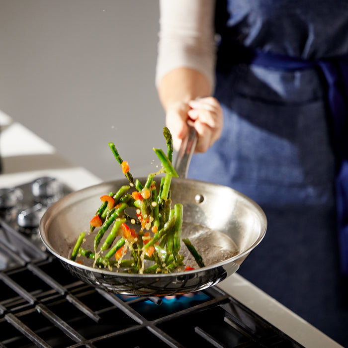All-Clad G5 12.5" Graphite Core Skillet with Lid