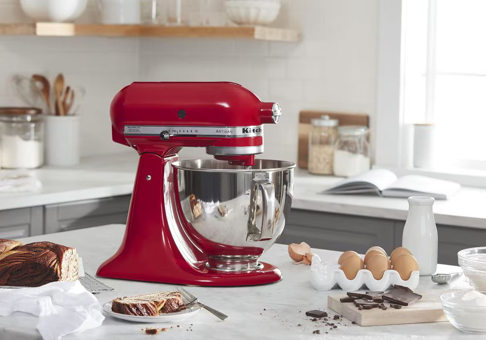 Kitchenaid Artisan 5 Quart / 4.7L Stand Mixer - Empire Red