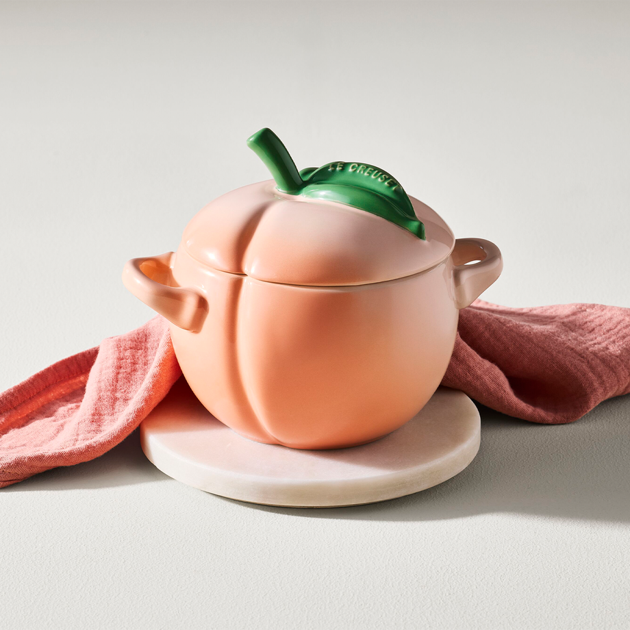 Le Creuset Fruit Collection 580ml Peach Cocotte - Peach