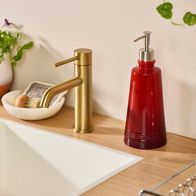 Le Creuset Signature 580ml Soap Dispenser - Cerise