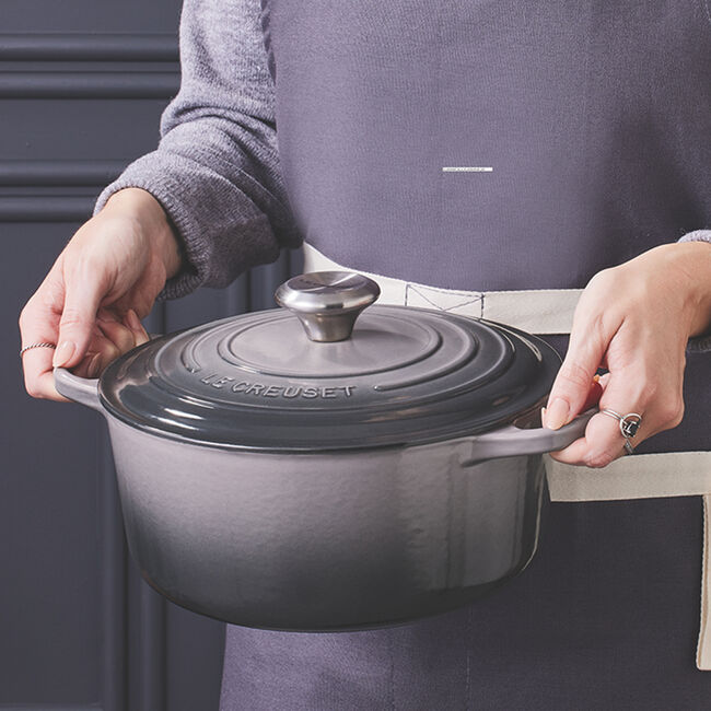 Le Creuset 5.3L Signature Ronde Française Oven - Oyster