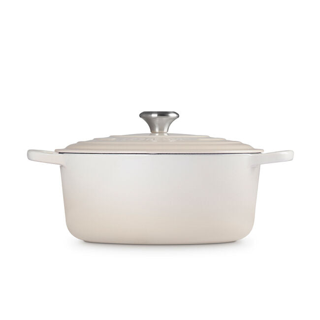 Le Creuset 6.7L Signature Round French Oven - Meringue