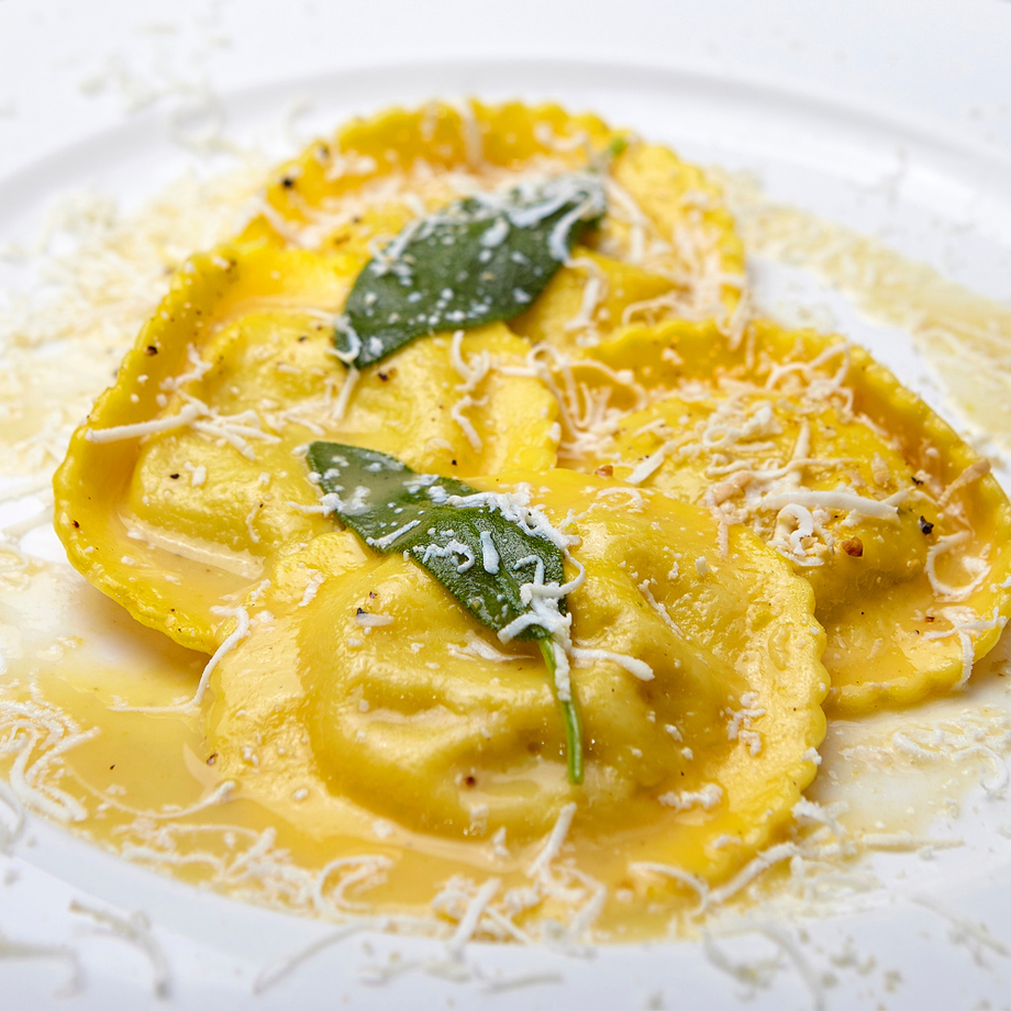 IN PERSON CLASS:  Hand Made Pasta - Ravioloni, Fri. Jan. 16 (Cookery Roncesvalles)