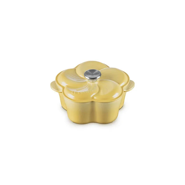 Le Creuset Traditional Petal Oven - Camomille FLOOR MODEL