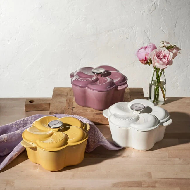 Le Creuset Traditional Petal Oven - Camomille FLOOR MODEL