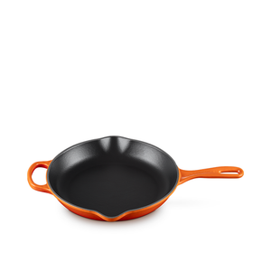 Le Creuset 26cm Signature Iron Handle Skillet - Flame