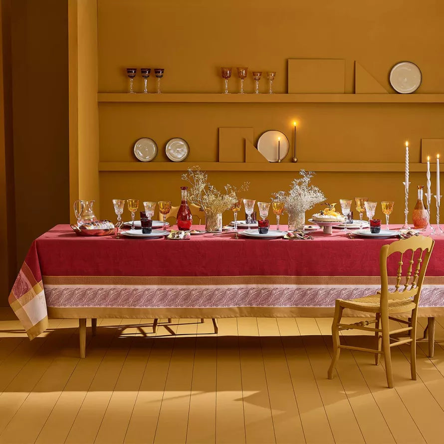 Garnier-Thiebaut Tablecloth - Alexandria Rubis - 69 x 120"