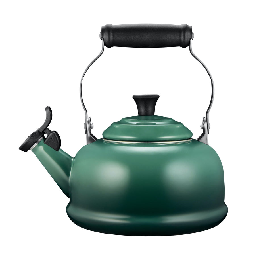 Le Creuset 1.6L Classic Whistling Kettle - Artichaut